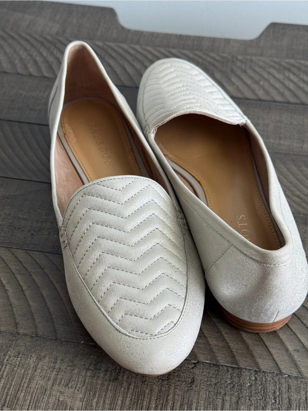 Talbots Ryan Leather Loafers (Chevron-Quilted Edition) Size 8.5M